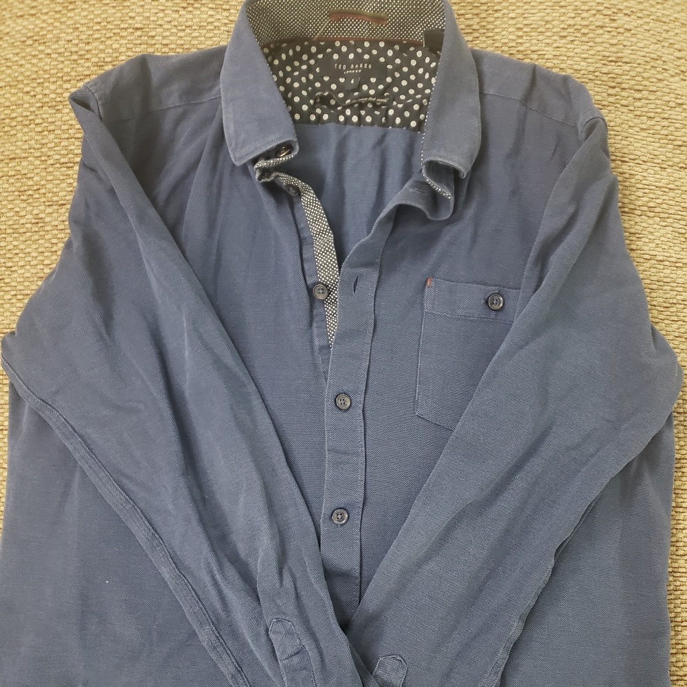 Fall Sale - Bundle 2 for $20 - Ted Baker Button up